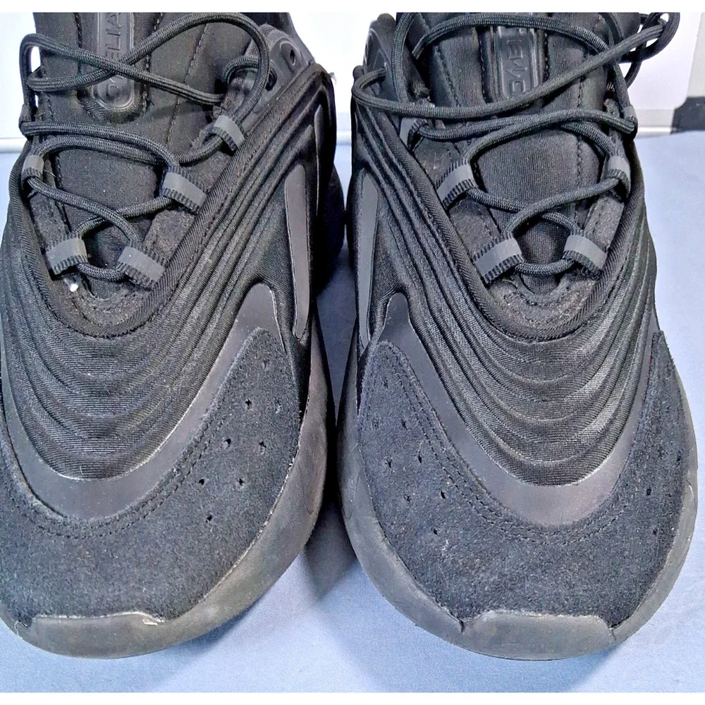 Adidas Ozelia Triple Black Carbon Men Size 10 Sneakers H04250 Running Shoes Low